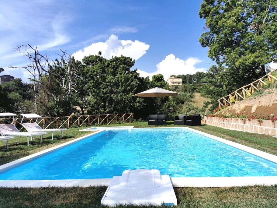 Apartment In Luxuryproperty Privatepool Garden Bbq Airc X8 Castelnuovo Di Porto Dış mekan fotoğraf